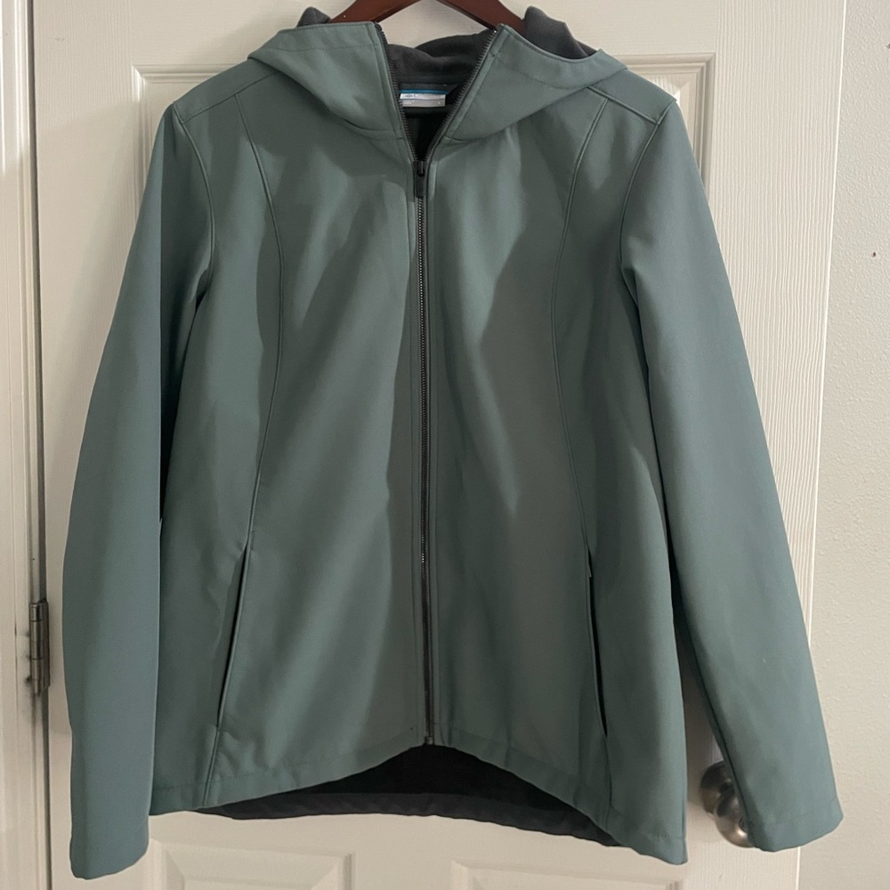 Columbia Hooded Soft Shell Sage Green Zip-Up Jacket Size Large